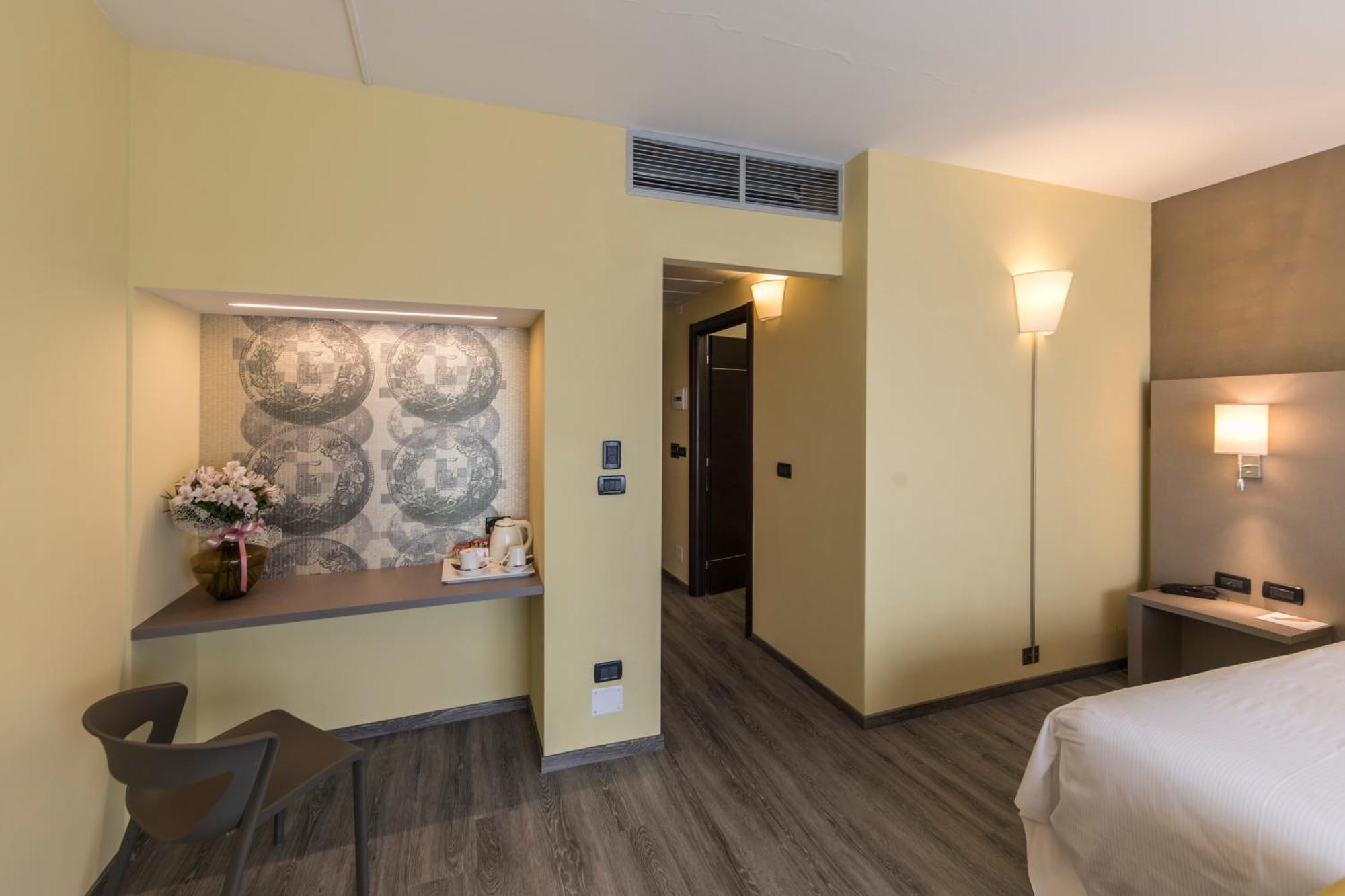 Hotel Donatello Imola Dış mekan fotoğraf