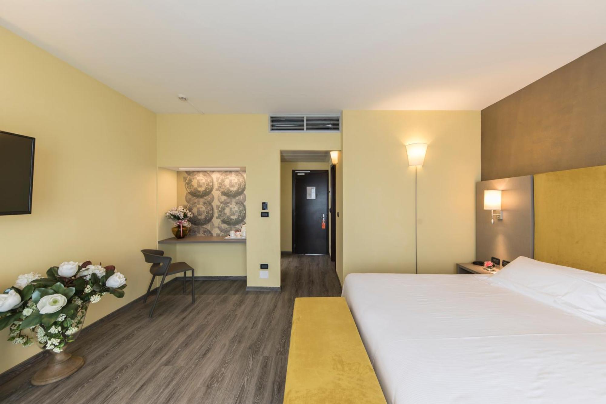 Hotel Donatello Imola Dış mekan fotoğraf