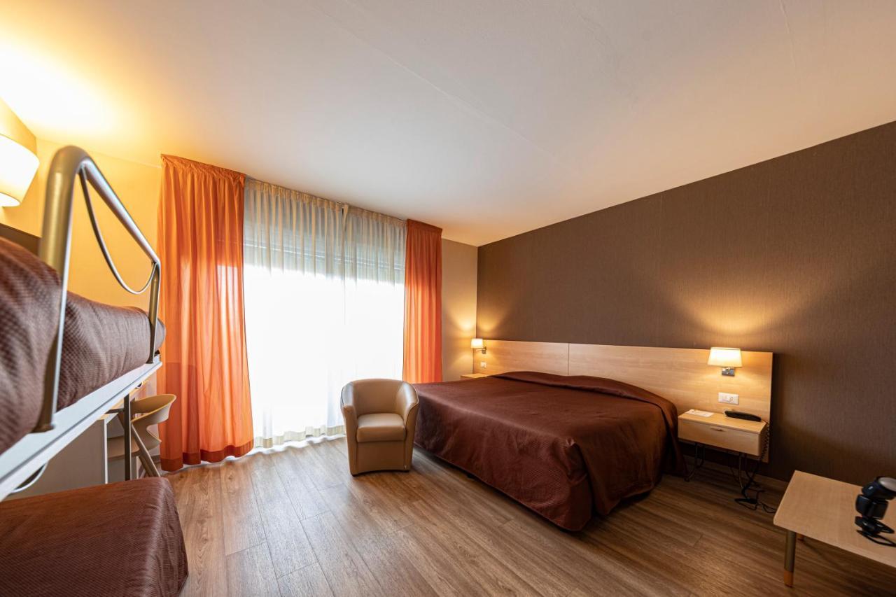 Hotel Donatello Imola Dış mekan fotoğraf